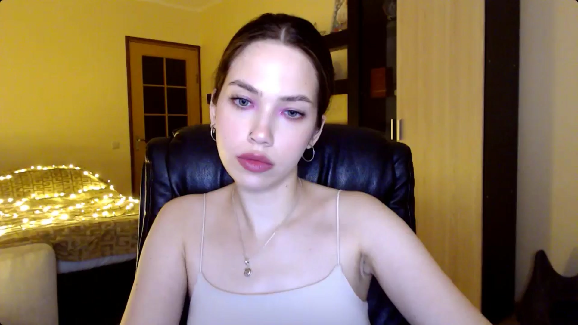 Gallery image thumbnail from LovellyRima__'s myfreecams stream on, 08/18/2024, 20:46 image 7 of 20