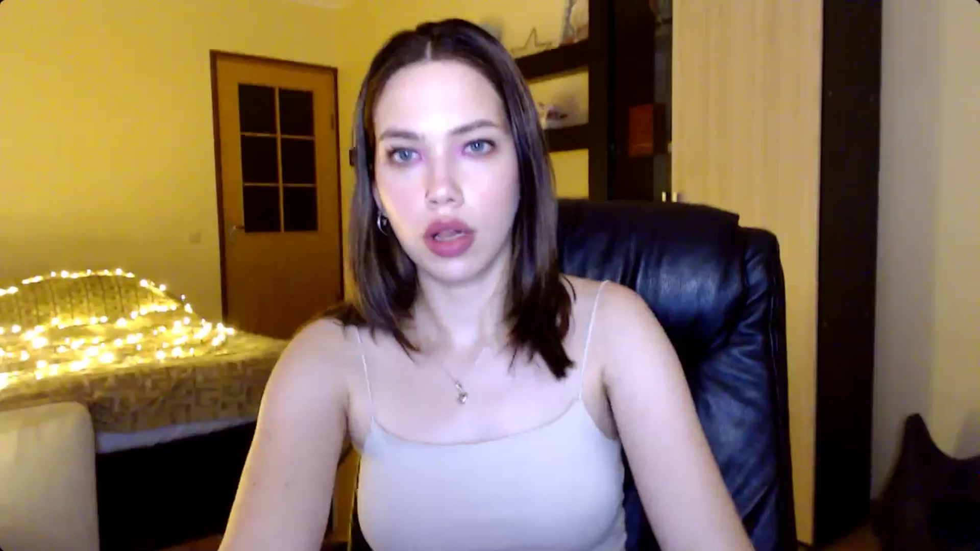 Gallery image thumbnail from LovellyRima__'s myfreecams stream on, 08/18/2024, 21:31 image 12 of 20