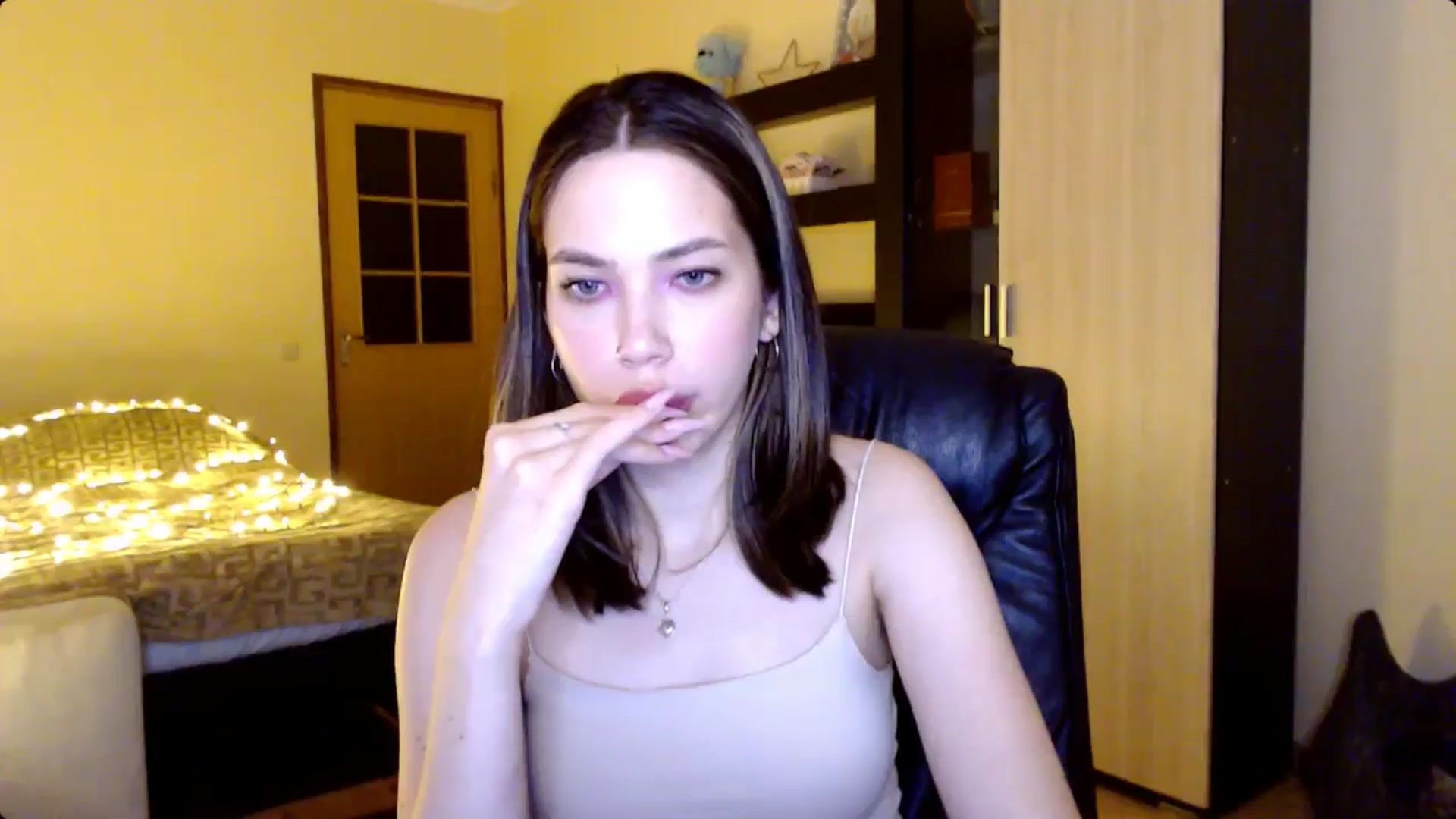 Gallery image thumbnail from LovellyRima__'s myfreecams stream on, 08/18/2024, 21:31 image 19 of 20