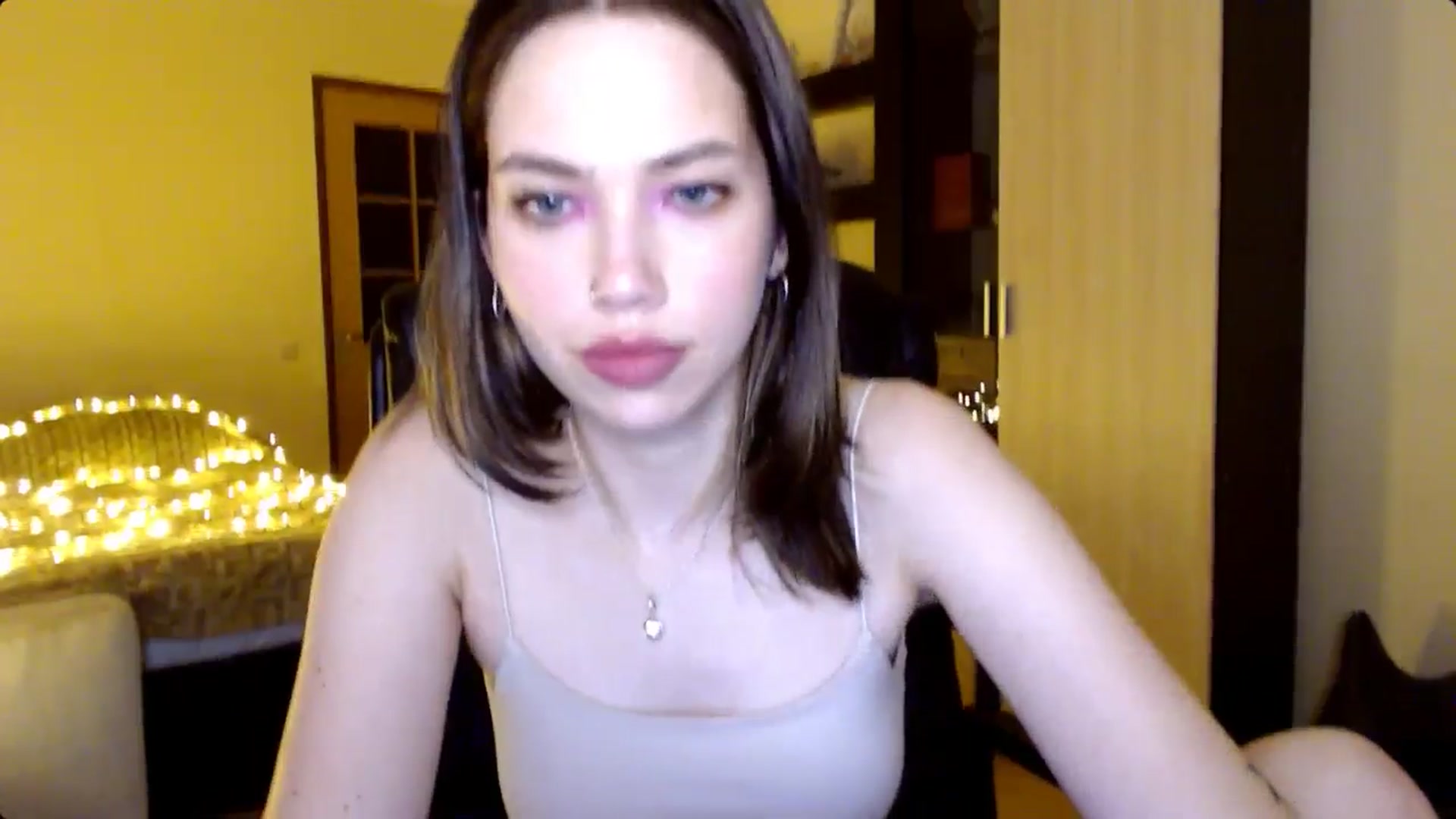 Gallery image thumbnail from LovellyRima__'s myfreecams stream on, 08/18/2024, 21:31 image 15 of 20