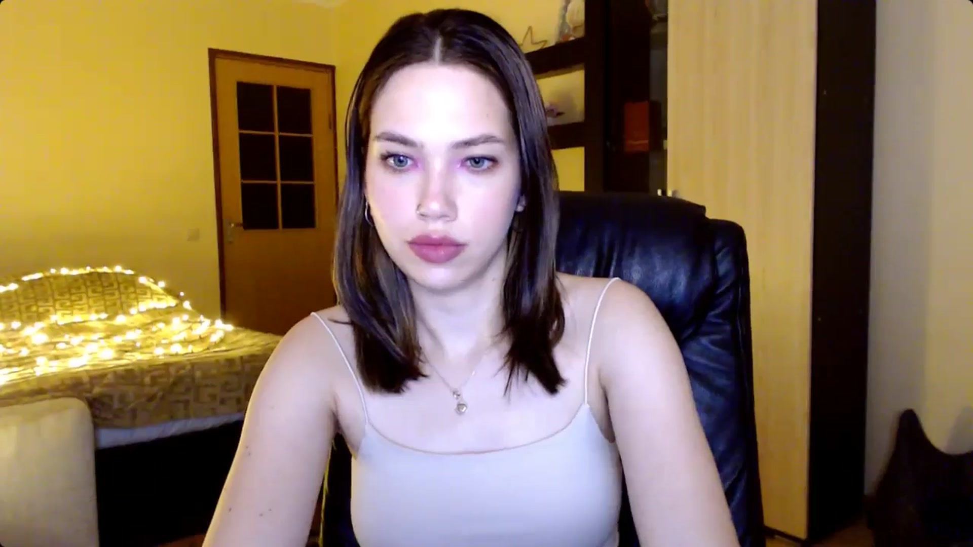 Gallery image thumbnail from LovellyRima__'s myfreecams stream on, 08/18/2024, 21:31 image 10 of 20