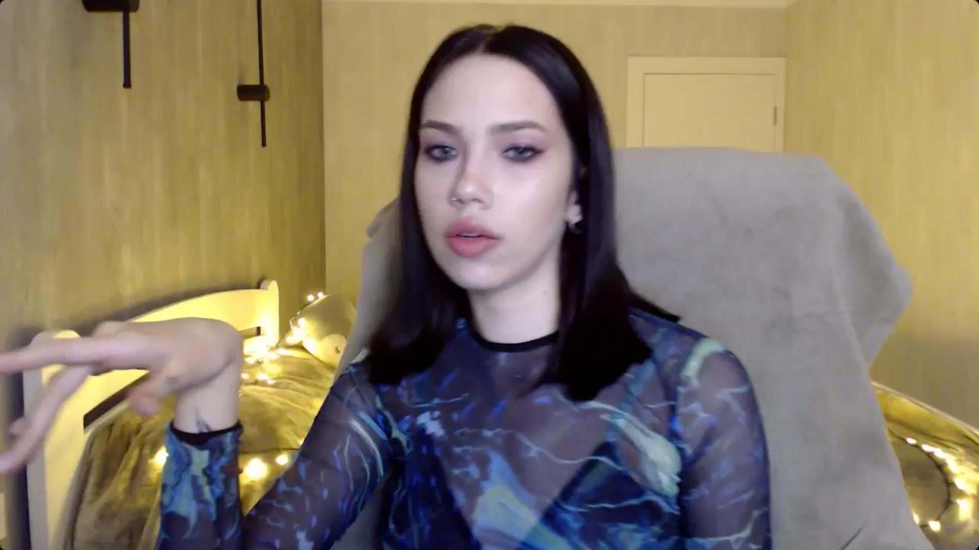 Gallery image thumbnail from LovellyRima__'s myfreecams stream on, 12/17/2024, 18:10 image 13 of 20