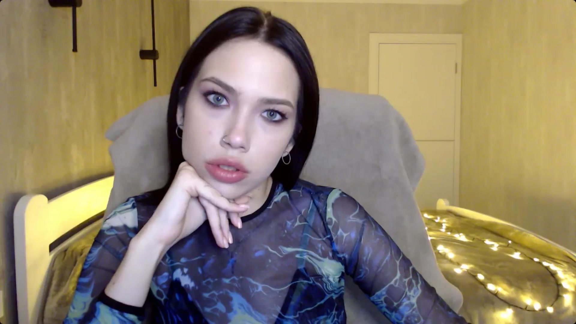 Gallery image thumbnail from LovellyRima__'s myfreecams stream on, 12/17/2024, 18:10 image 5 of 20
