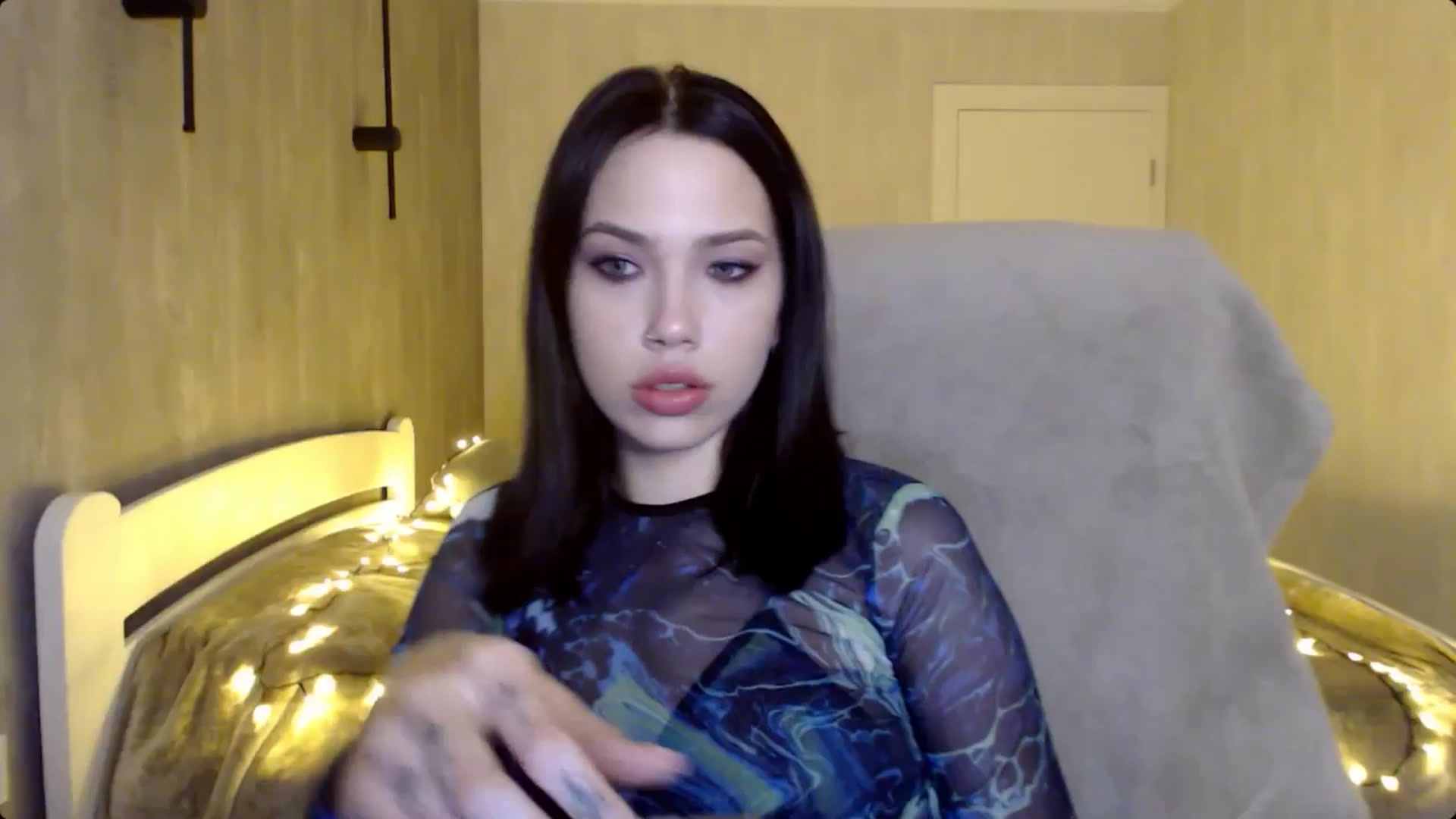 Gallery image thumbnail from LovellyRima__'s myfreecams stream on, 12/17/2024, 18:10 image 17 of 20