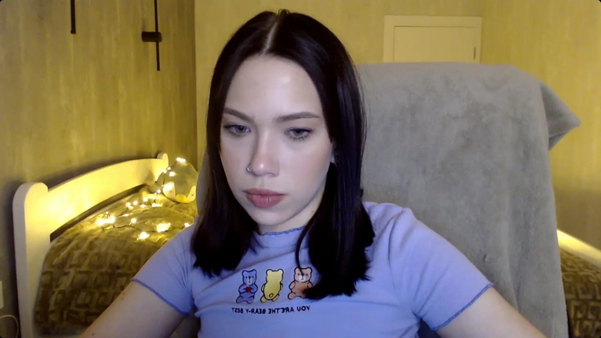 Gallery image thumbnail from LovellyRima__'s myfreecams stream on, 12/18/2024, 18:39 image 18 of 20