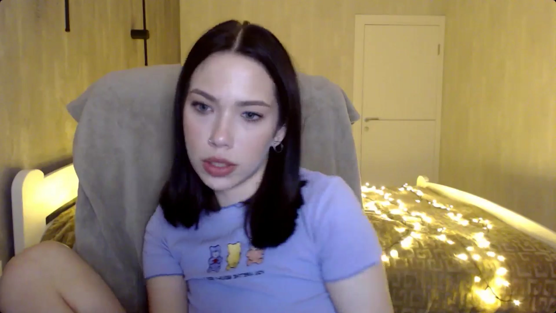 Gallery image thumbnail from LovellyRima__'s myfreecams stream on, 12/18/2024, 18:39 image 5 of 20