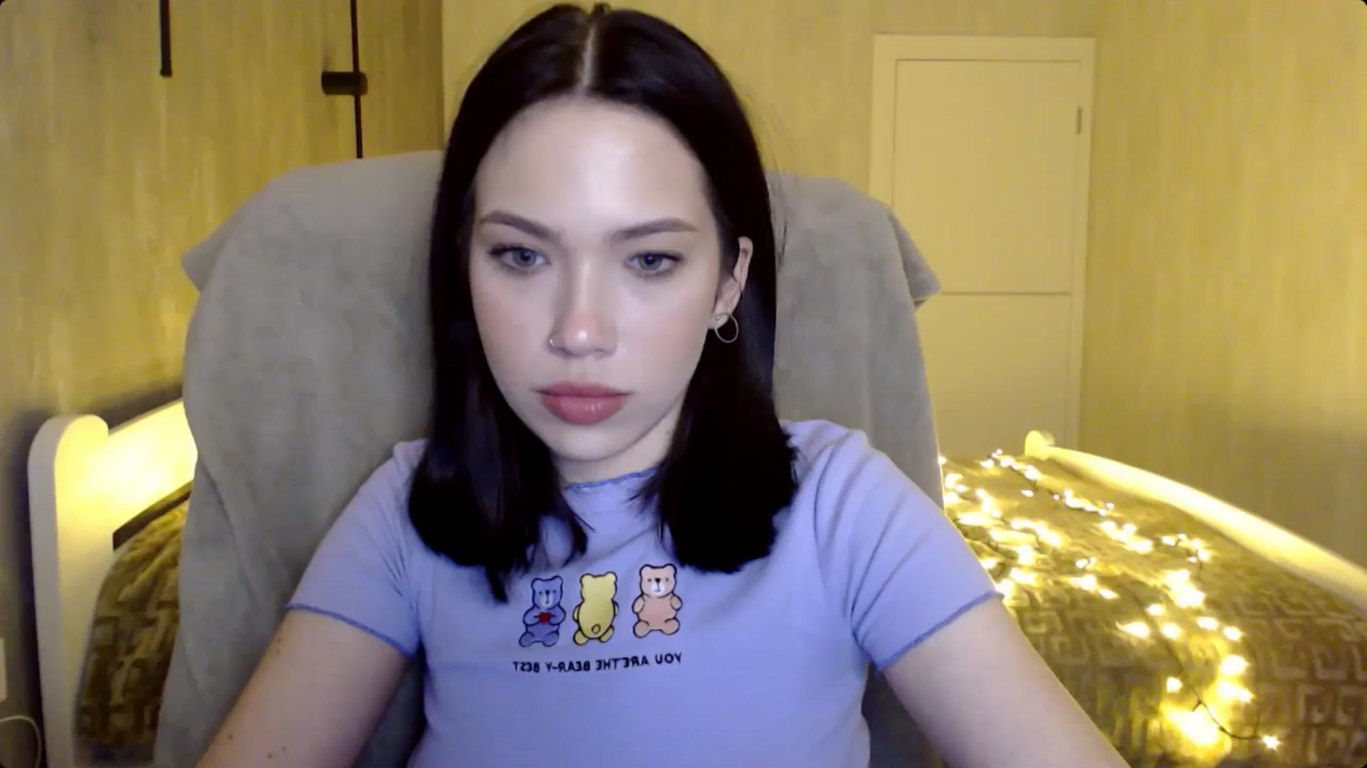 Gallery image thumbnail from LovellyRima__'s myfreecams stream on, 12/18/2024, 18:39 image 1 of 20