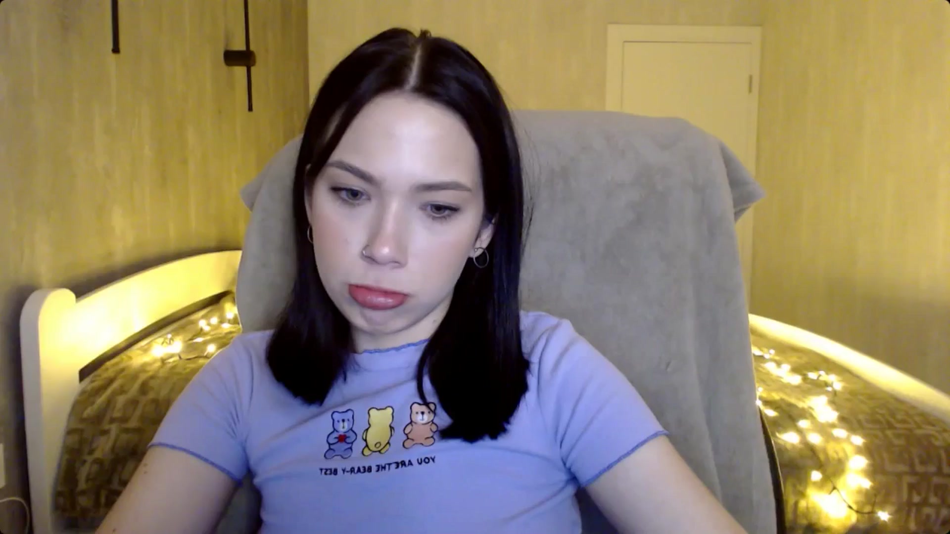 Gallery image thumbnail from LovellyRima__'s myfreecams stream on, 12/18/2024, 18:39 image 15 of 20