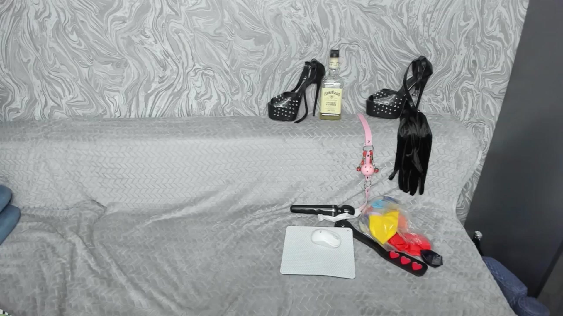 Gallery image thumbnail from Lovellybby's myfreecams stream on, 04/01/2026, 08:41 image 18 of 20