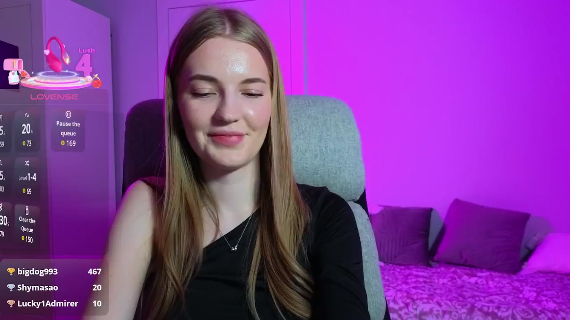 Gallery image thumbnail from LovelyAndy_'s myfreecams stream on, 04/16/2025, 18:36 image 14 of 20