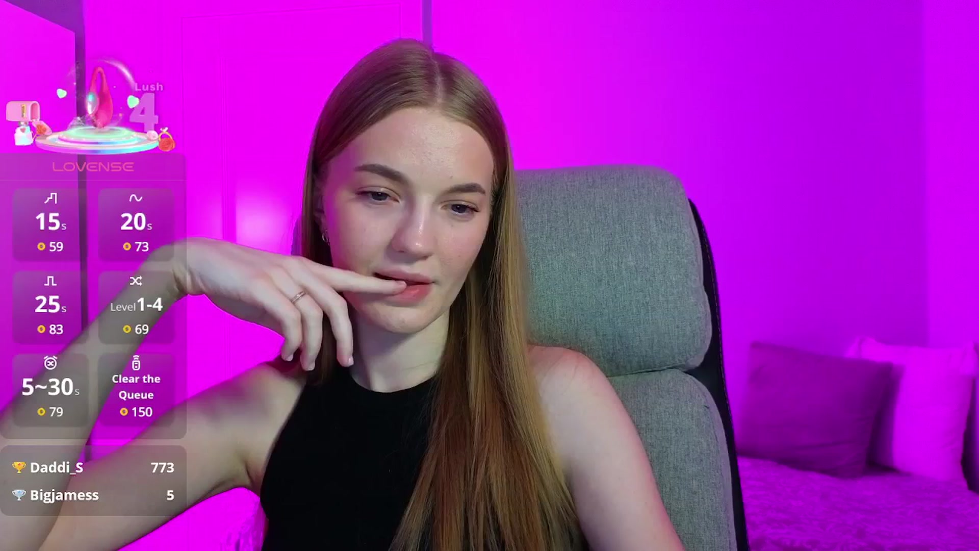 Gallery image thumbnail from LovelyAndy_'s myfreecams stream on, 04/17/2025, 18:27 image 8 of 20