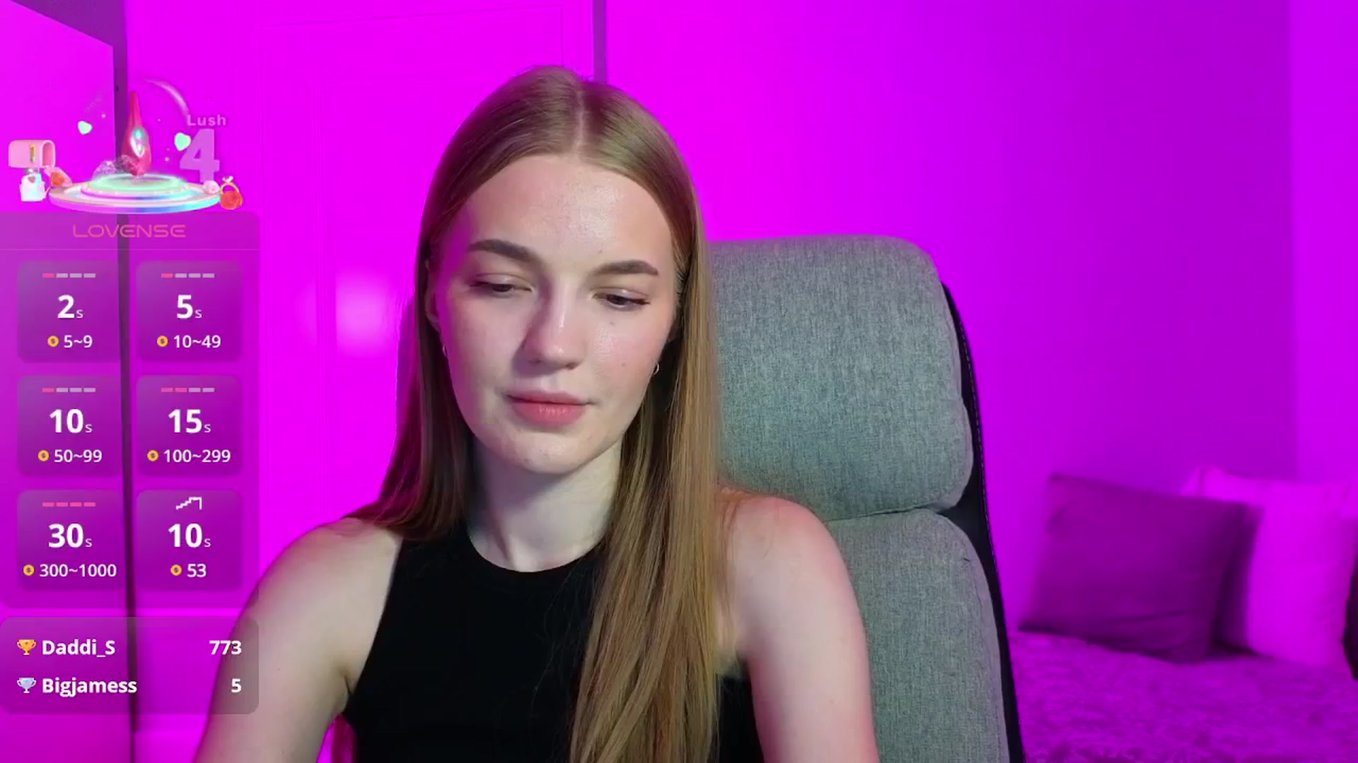 Gallery image thumbnail from LovelyAndy_'s myfreecams stream on, 04/17/2025, 18:27 image 14 of 20