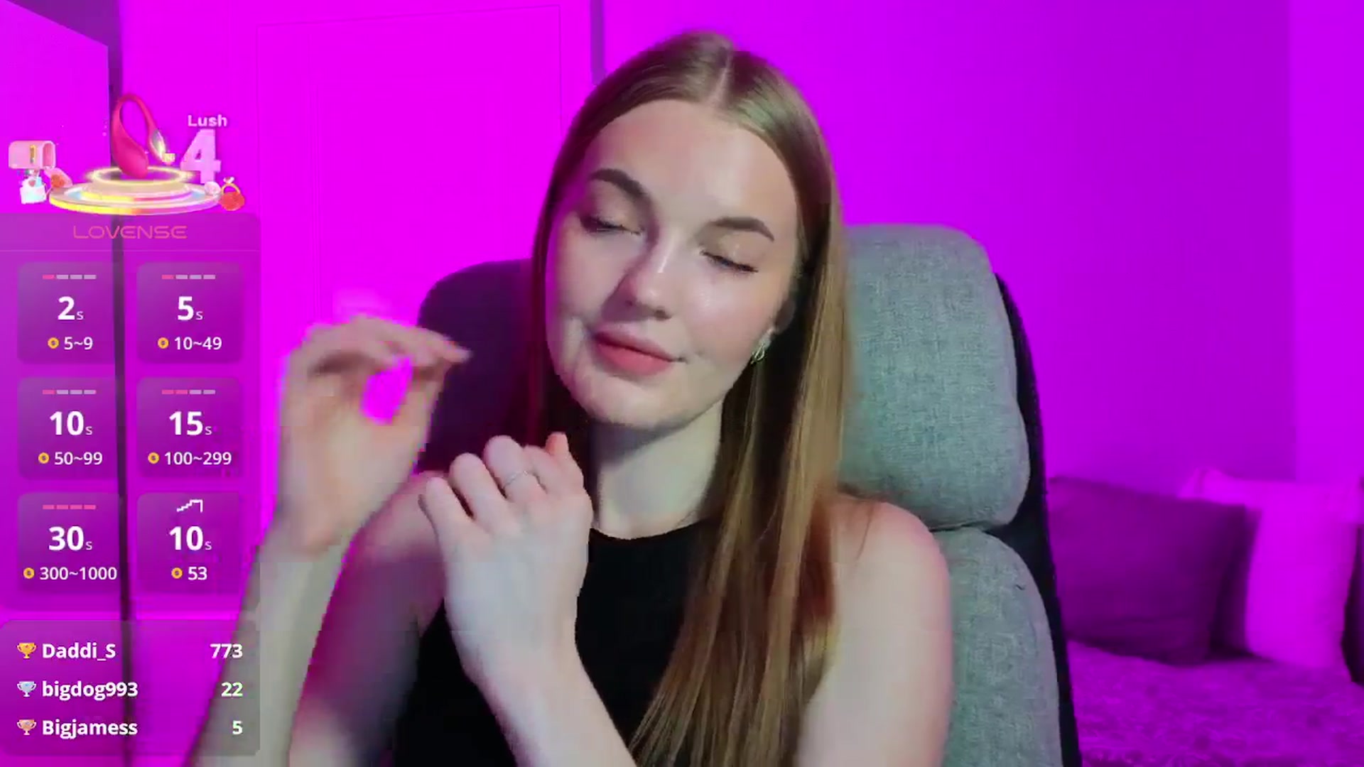 Gallery image thumbnail from LovelyAndy_'s myfreecams stream on, 04/17/2025, 18:27 image 16 of 20