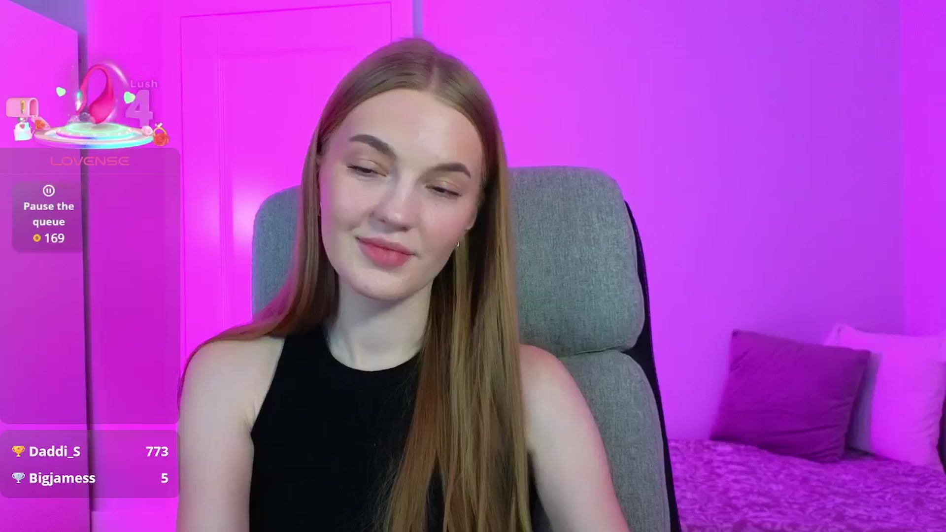 Gallery image thumbnail from LovelyAndy_'s myfreecams stream on, 04/17/2025, 18:27 image 1 of 20