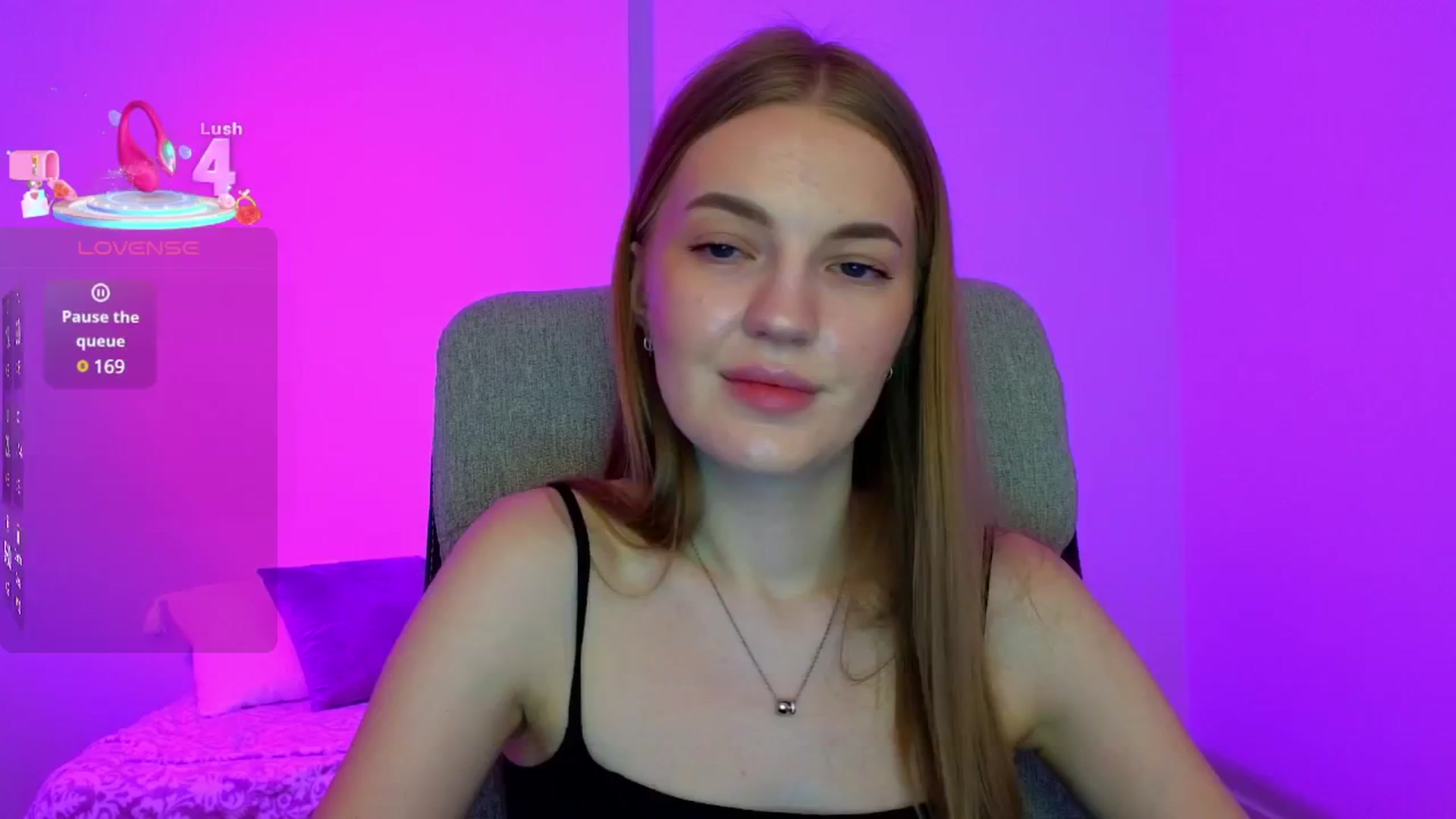 Gallery image thumbnail from LovelyAndy_'s myfreecams stream on, 04/18/2025, 16:55 image 14 of 20