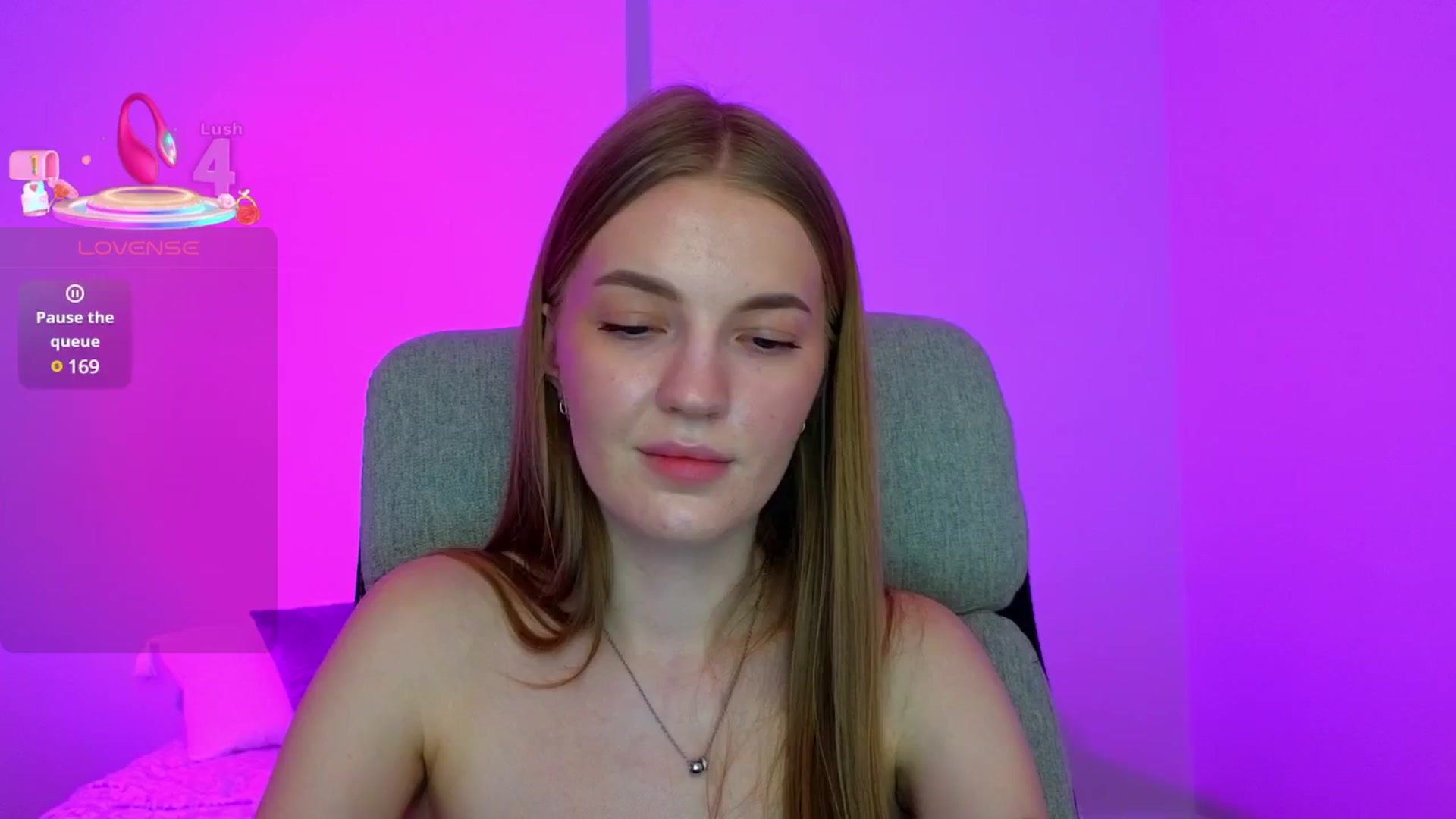 Gallery image thumbnail from LovelyAndy_'s myfreecams stream on, 04/18/2025, 18:12 image 16 of 20