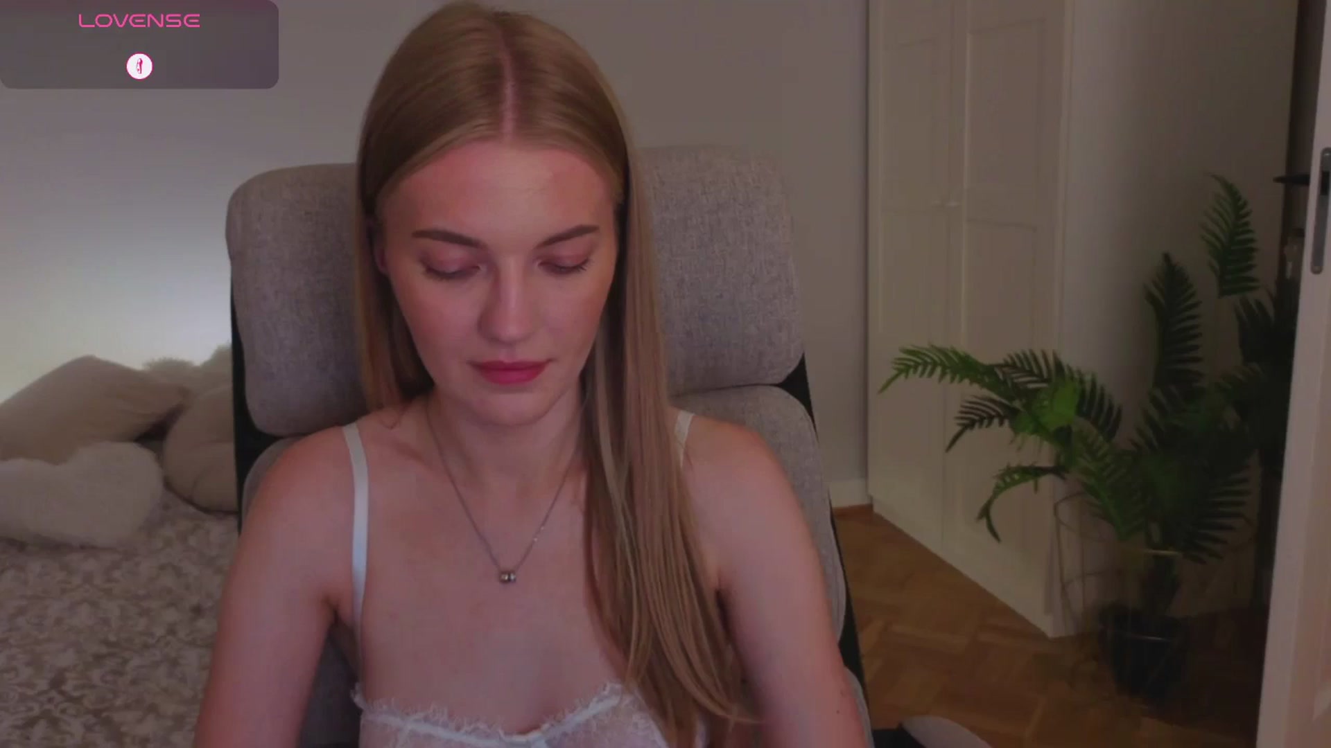 Gallery image thumbnail from LovelyAndy_'s myfreecams stream on, 07/28/2025, 24:21 image 1 of 20