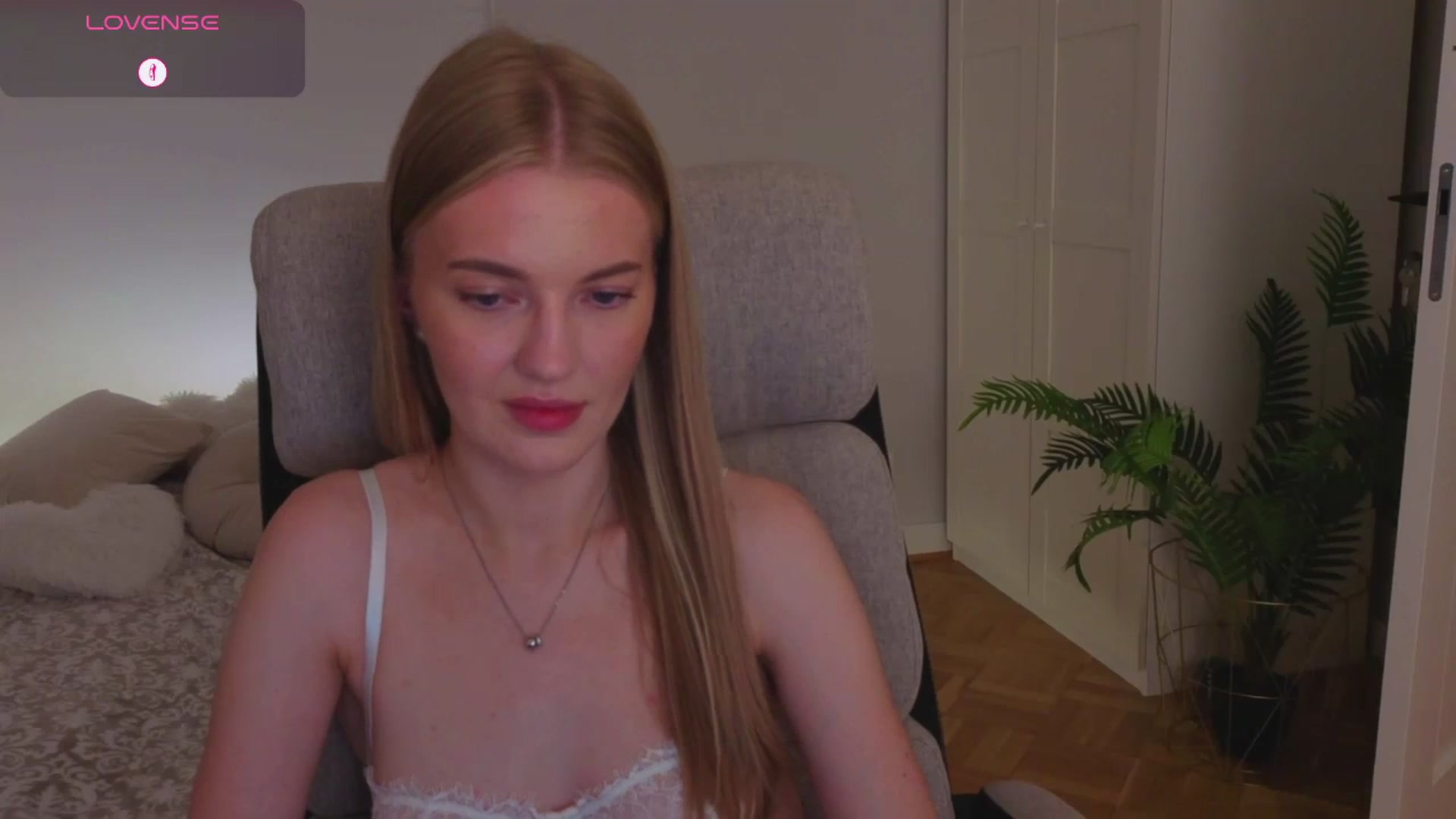 Gallery image thumbnail from LovelyAndy_'s myfreecams stream on, 07/28/2025, 24:21 image 5 of 20
