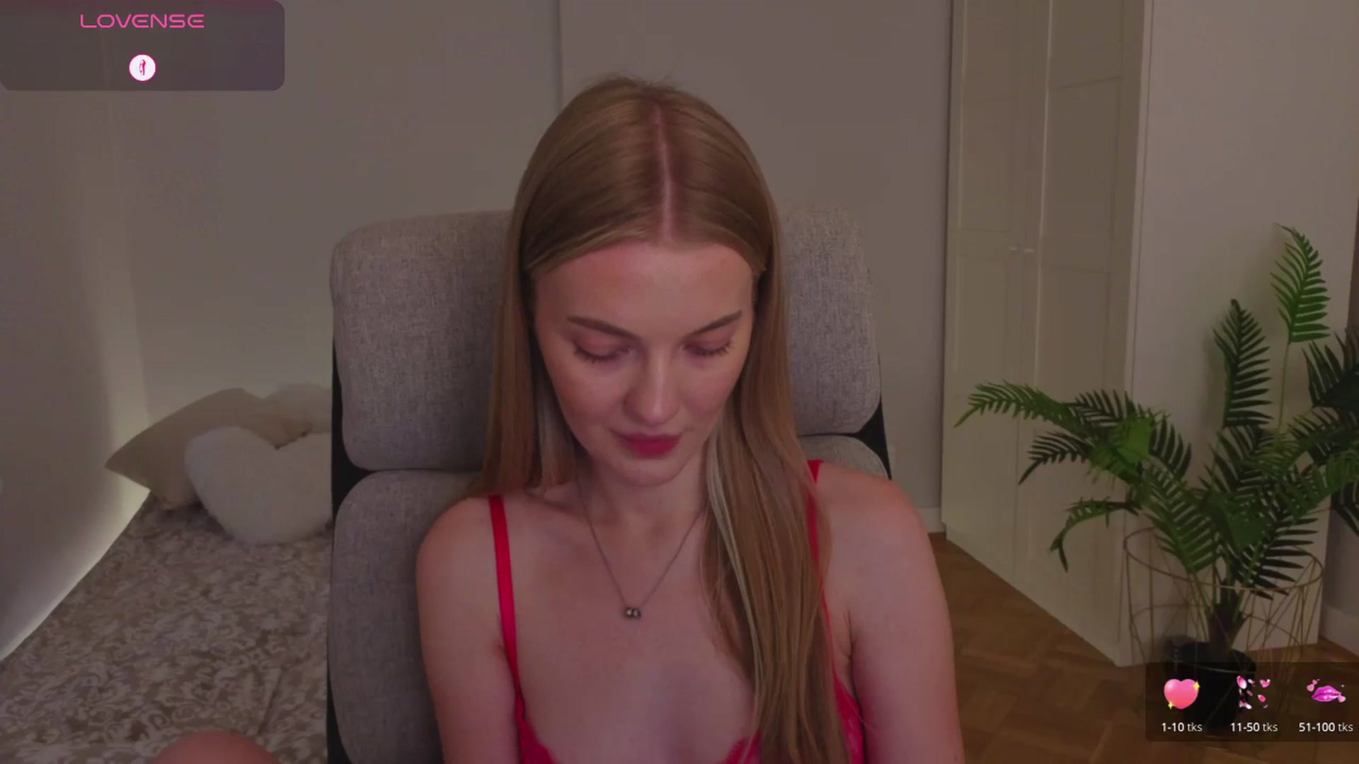 Gallery image thumbnail from LovelyAndy_'s myfreecams stream on, 07/29/2025, 11:57 image 7 of 20