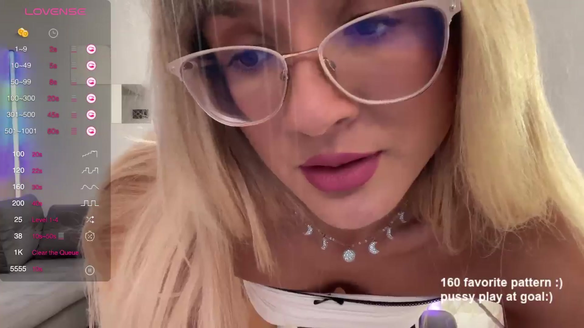 Gallery image thumbnail from LovelyBianca_'s myfreecams stream on, 03/29/2024, 23:50 image 19 of 20