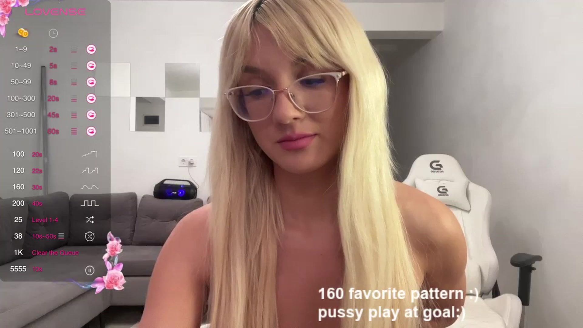 Gallery image thumbnail from LovelyBianca_'s myfreecams stream on, 06/07/2024, 24:41 image 13 of 20