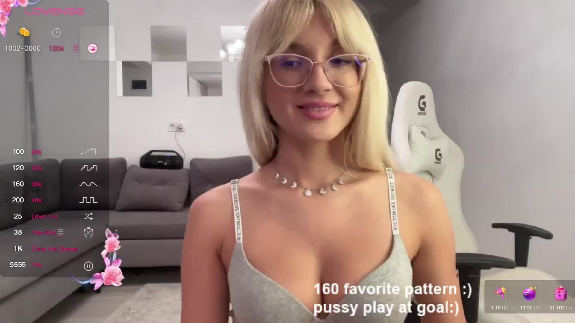 Gallery image thumbnail from LovelyBianca_'s myfreecams stream on, 06/13/2024, 24:43 image 8 of 20