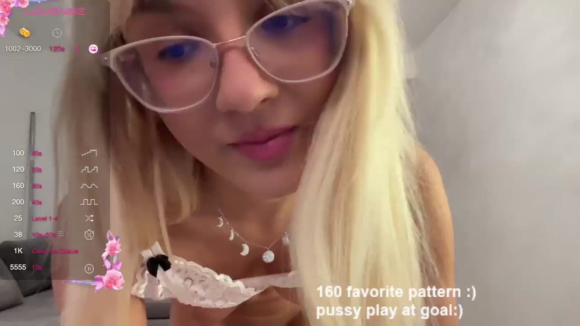 Gallery image thumbnail from LovelyBianca_'s myfreecams stream on, 06/20/2024, 23:12 image 15 of 20
