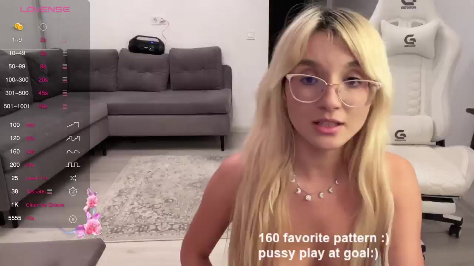 Gallery image thumbnail from LovelyBianca_'s myfreecams stream on, 07/13/2024, 23:40 image 6 of 20