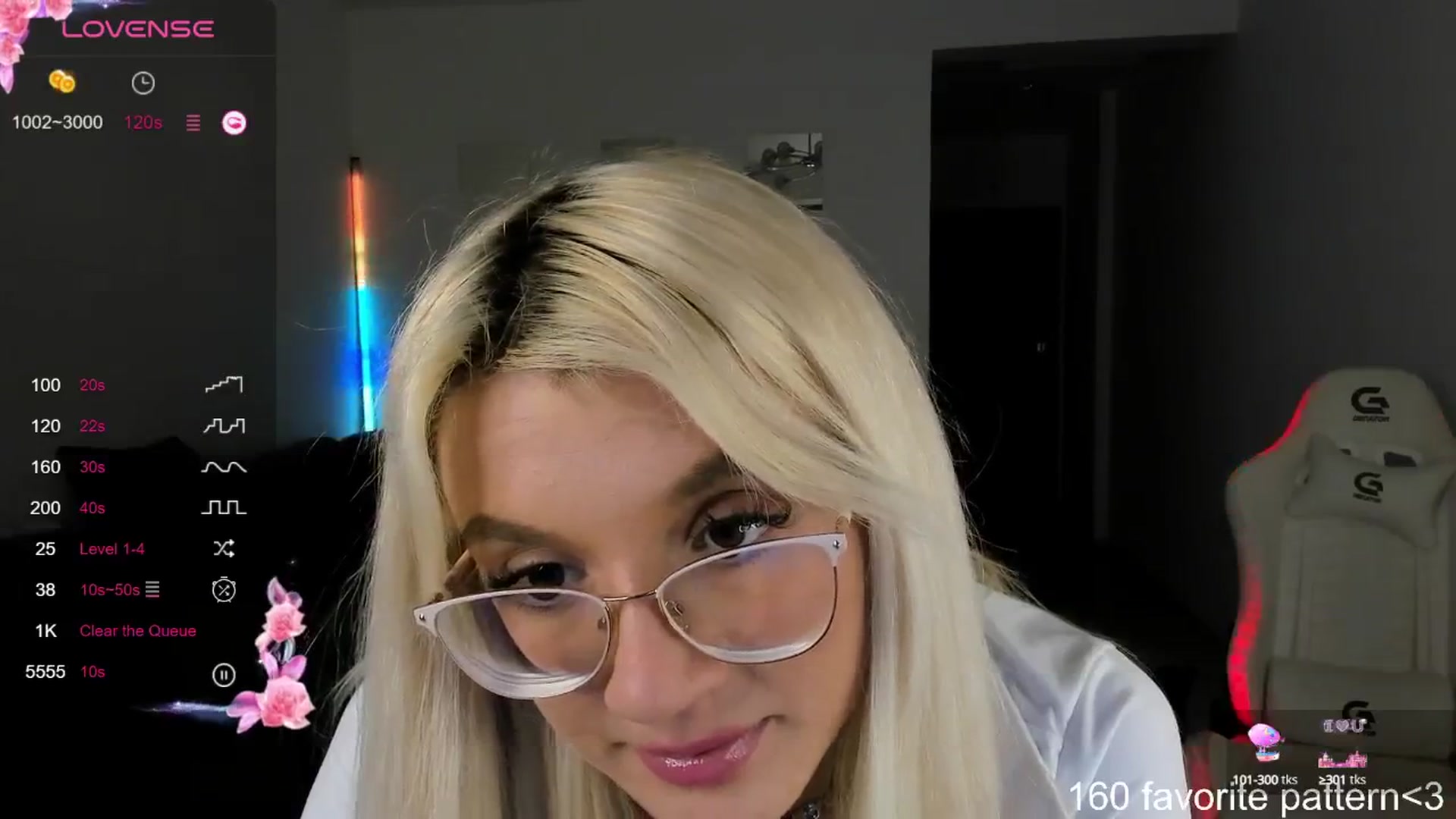 Gallery image thumbnail from LovelyBianca_'s myfreecams stream on, 08/28/2024, 01:15 image 16 of 20