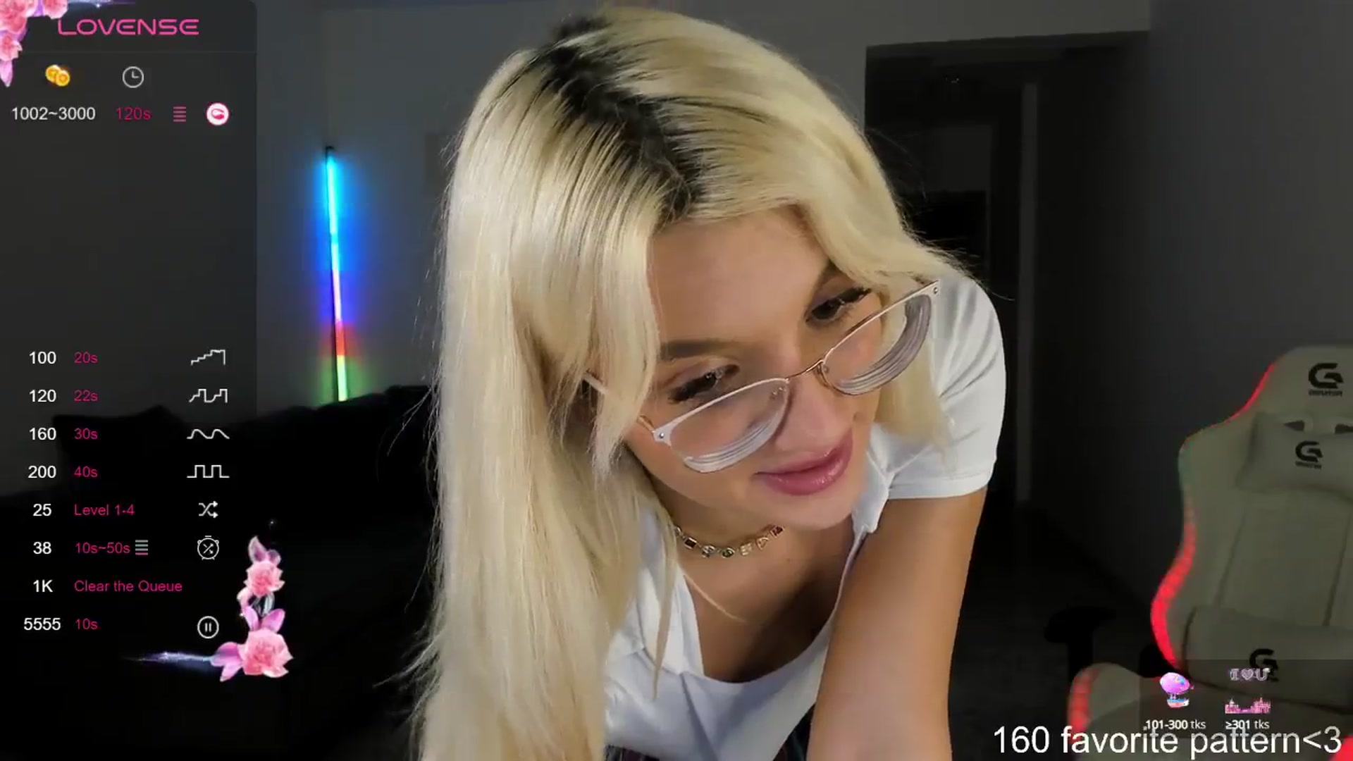 Gallery image thumbnail from LovelyBianca_'s myfreecams stream on, 08/28/2024, 01:15 image 18 of 20