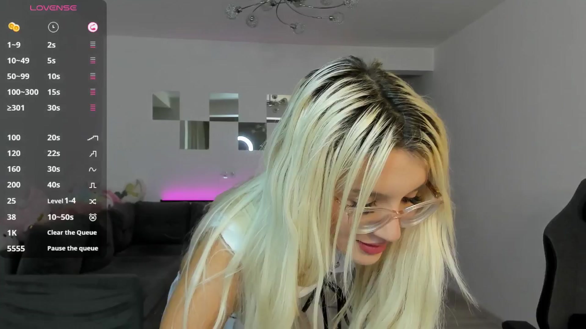 Gallery image thumbnail from LovelyBianca_'s myfreecams stream on, 09/17/2025, 22:42 image 2 of 20