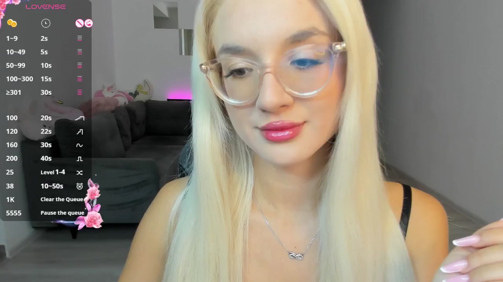 Gallery image thumbnail from LovelyBianca_'s myfreecams stream on, 09/20/2025, 19:40 image 1 of 20