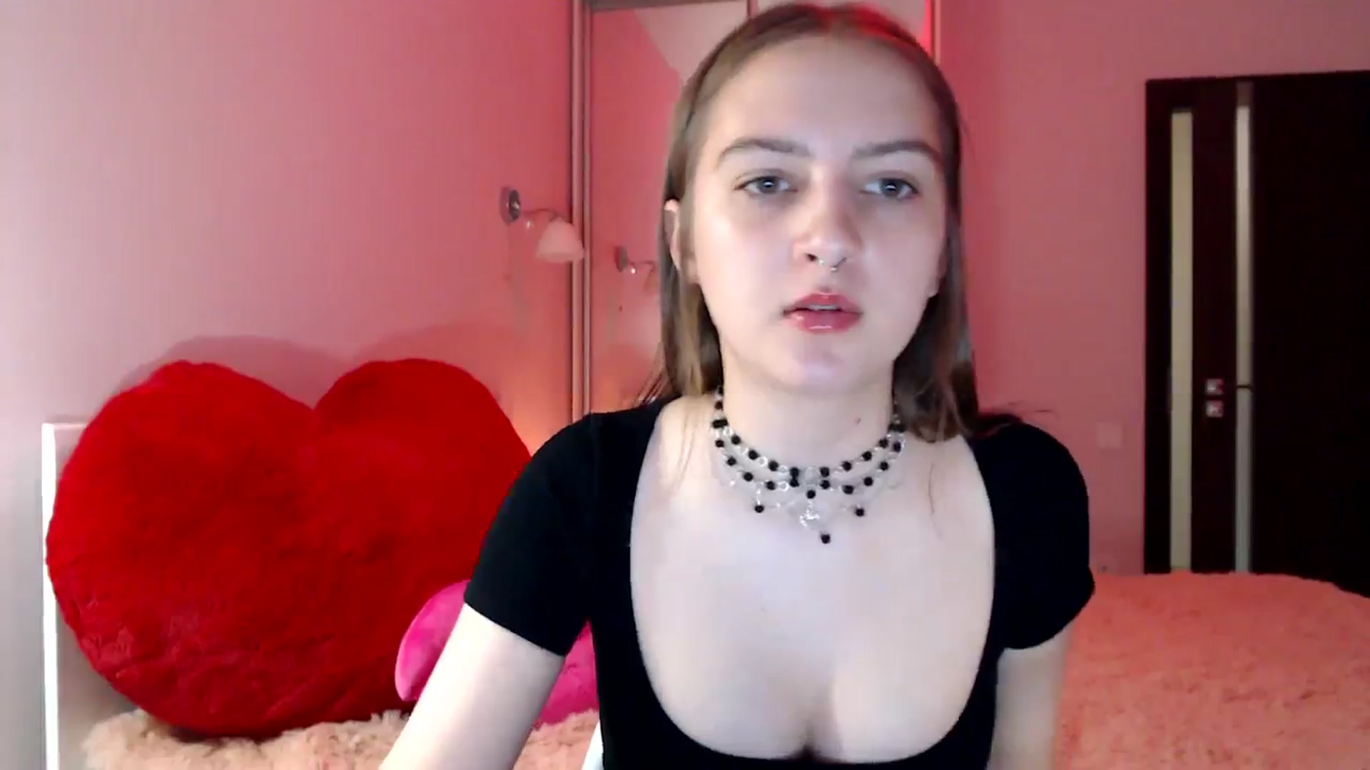 Gallery image thumbnail from LovelyBird's myfreecams stream on, 08/15/2024, 16:54 image 6 of 20