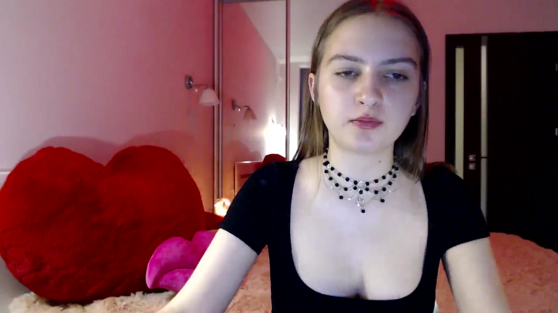 Gallery image thumbnail from LovelyBird's myfreecams stream on, 08/15/2024, 17:15 image 6 of 20