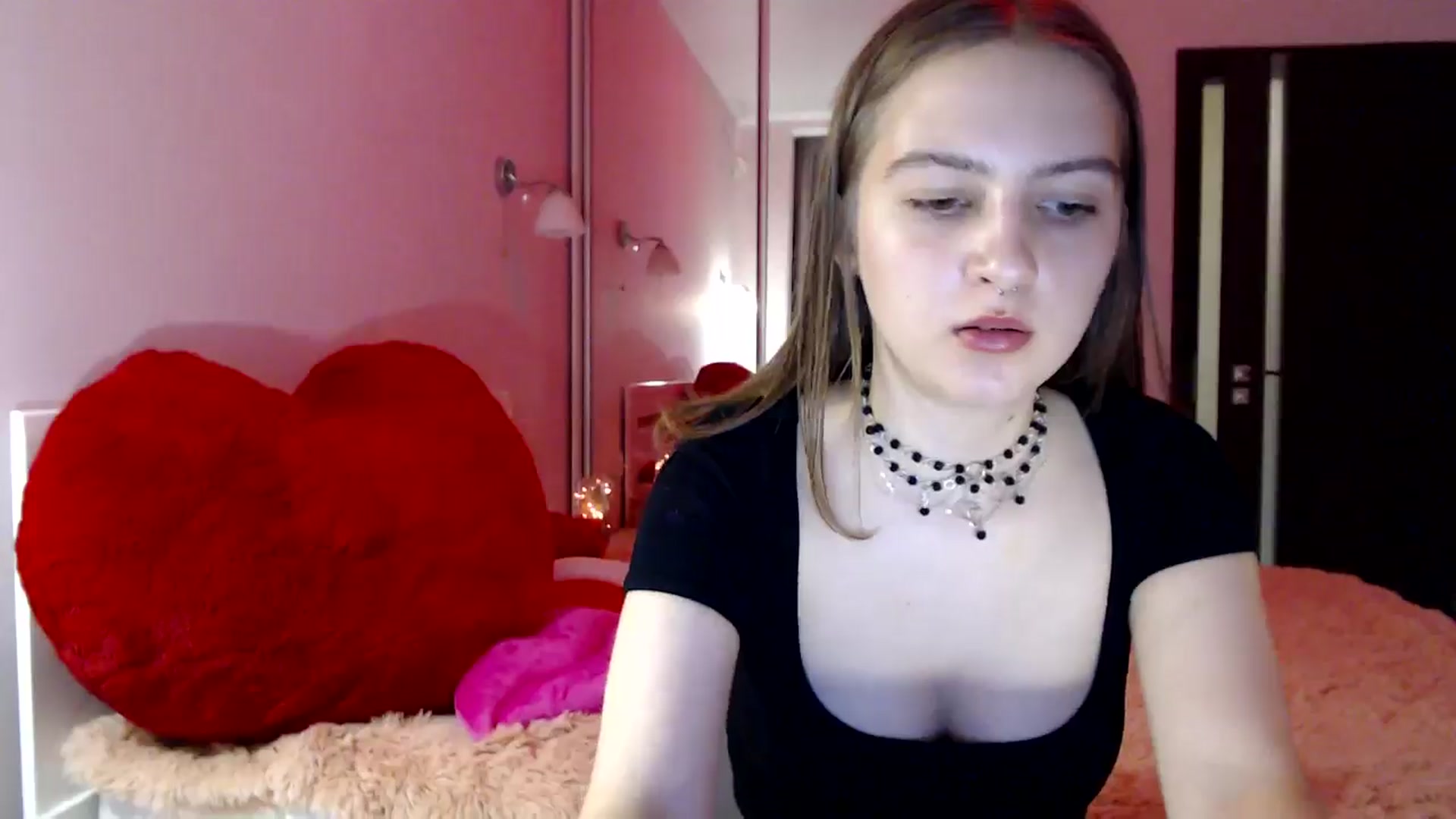 Gallery image thumbnail from LovelyBird's myfreecams stream on, 08/15/2024, 17:56 image 10 of 20