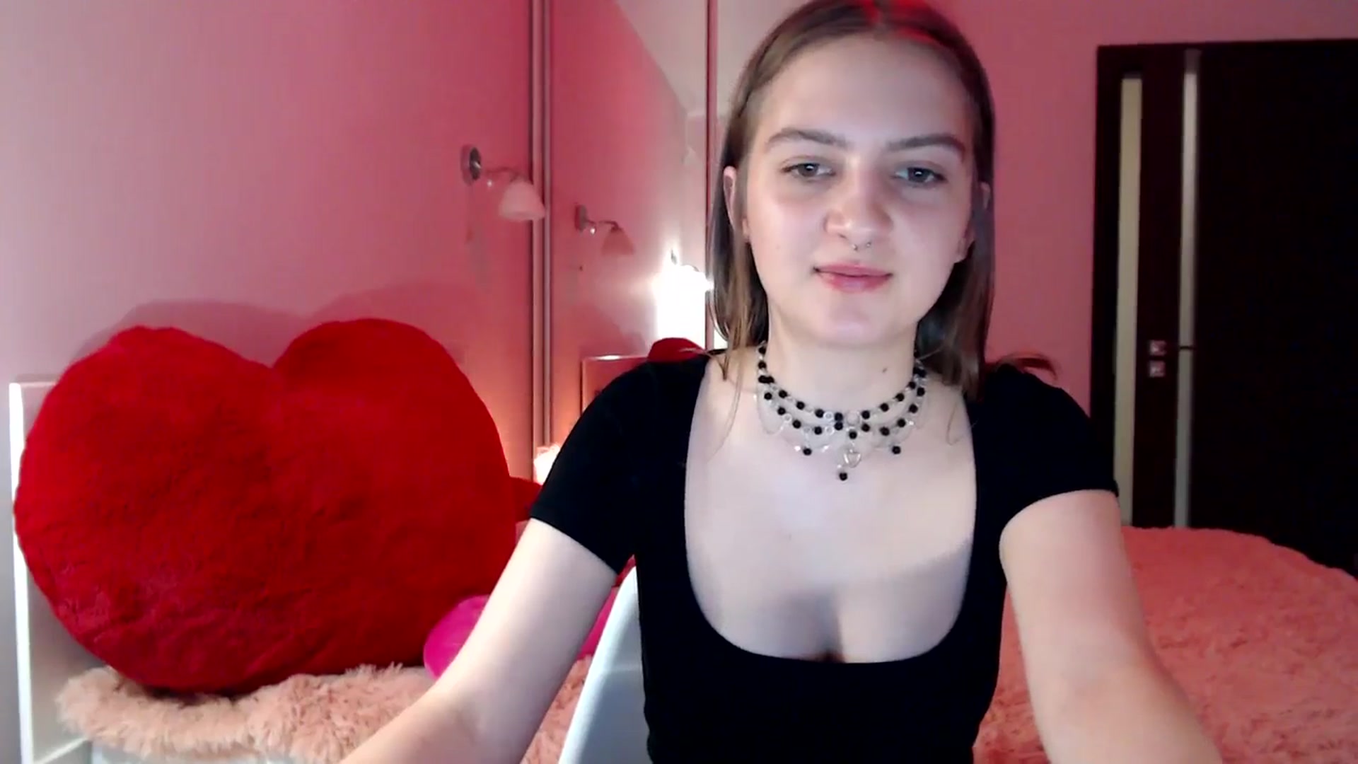 Gallery image thumbnail from LovelyBird's myfreecams stream on, 08/15/2024, 17:56 image 3 of 20
