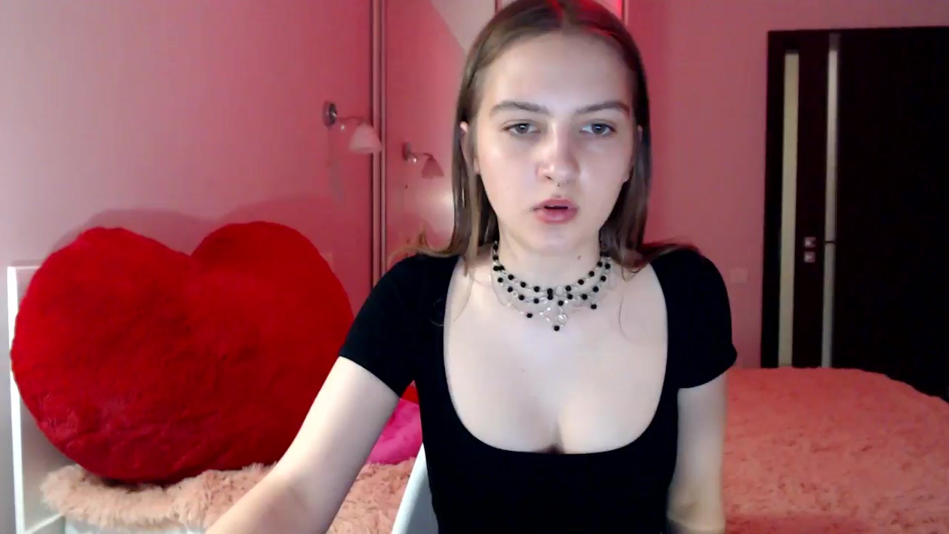 Gallery image thumbnail from LovelyBird's myfreecams stream on, 08/15/2024, 17:56 image 8 of 20