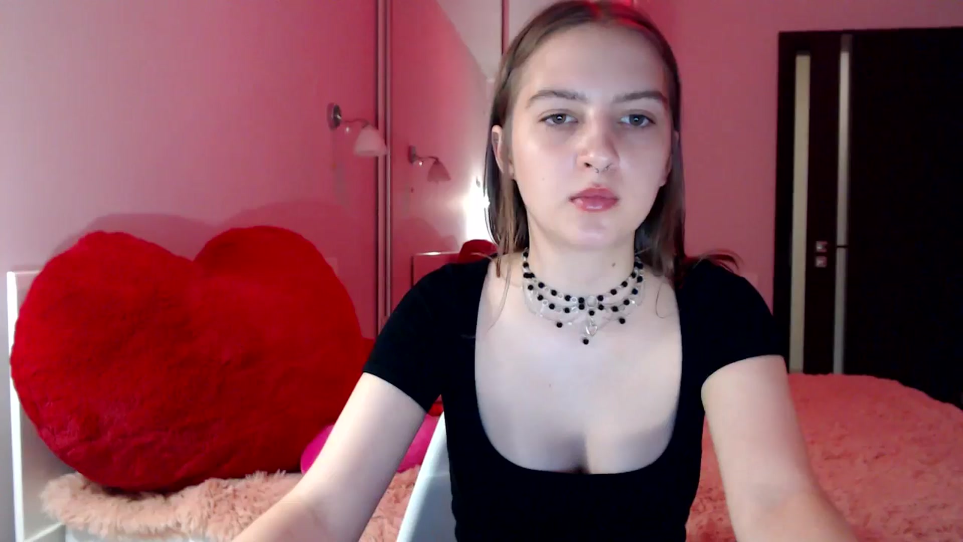 Gallery image thumbnail from LovelyBird's myfreecams stream on, 08/15/2024, 17:56 image 4 of 20