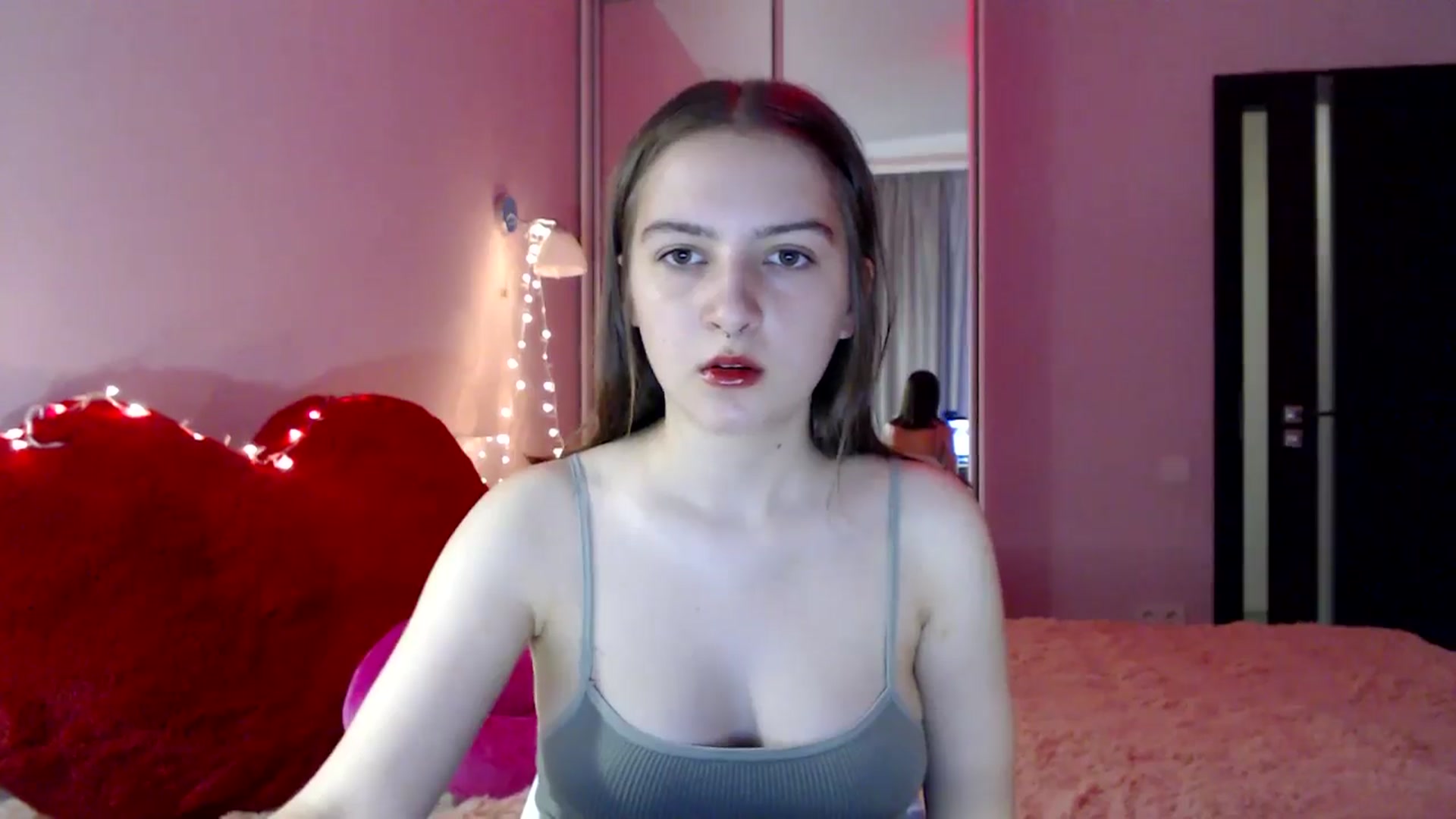 Gallery image thumbnail from LovelyBird's myfreecams stream on, 08/16/2024, 12:18 image 3 of 20