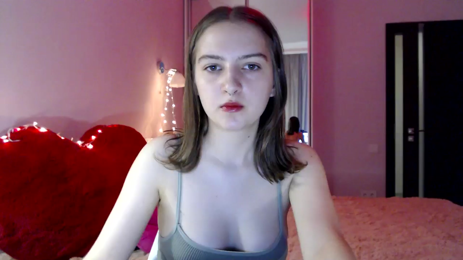 Gallery image thumbnail from LovelyBird's myfreecams stream on, 08/16/2024, 12:18 image 19 of 20