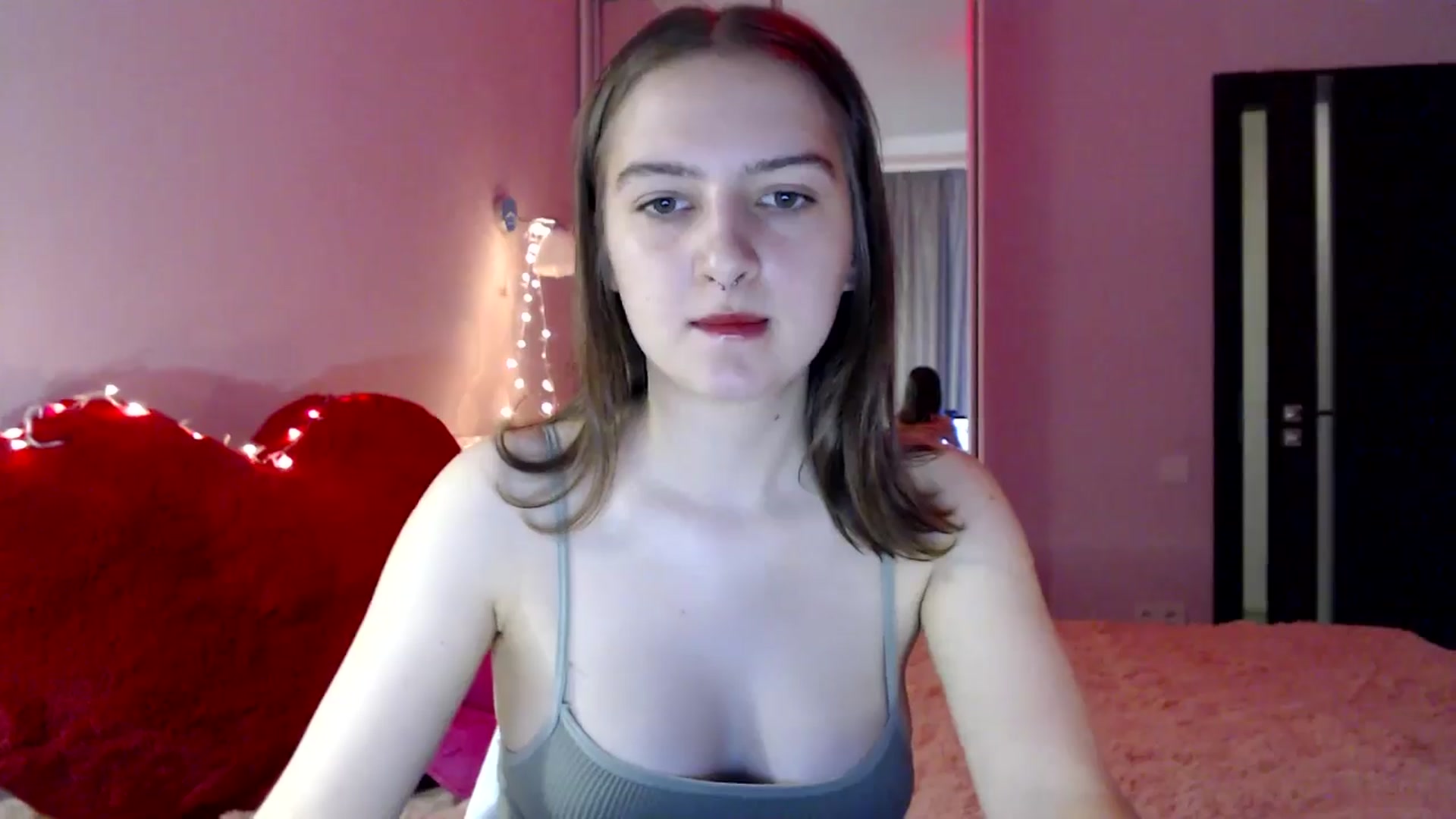 Gallery image thumbnail from LovelyBird's myfreecams stream on, 08/16/2024, 12:18 image 16 of 20