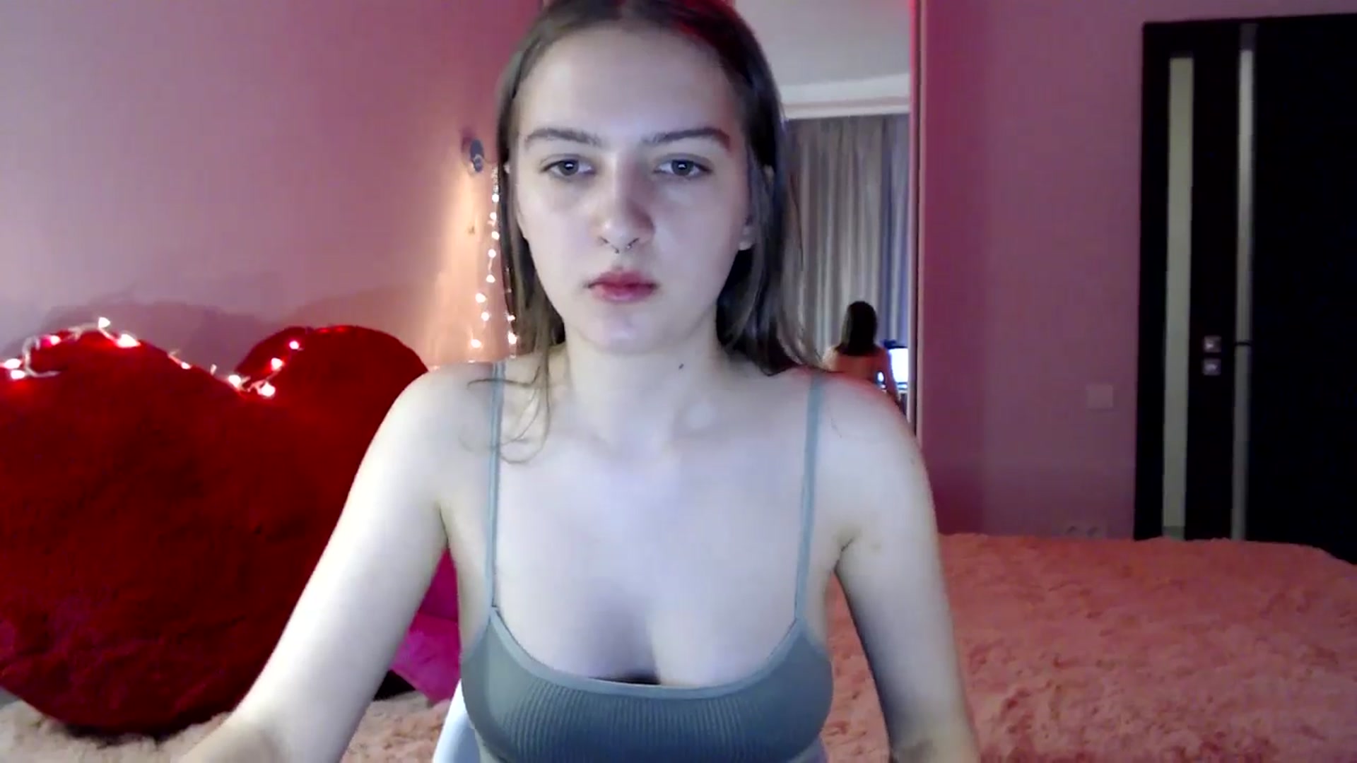 Gallery image thumbnail from LovelyBird's myfreecams stream on, 08/16/2024, 13:19 image 17 of 20