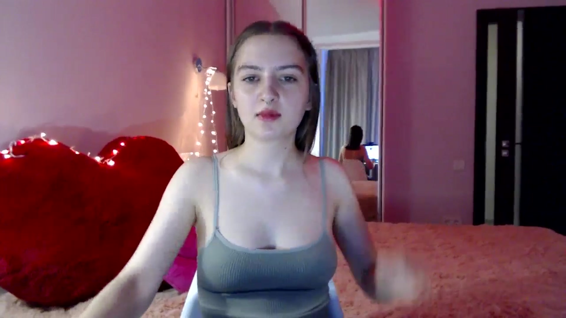 Gallery image thumbnail from LovelyBird's myfreecams stream on, 08/16/2024, 13:19 image 15 of 20