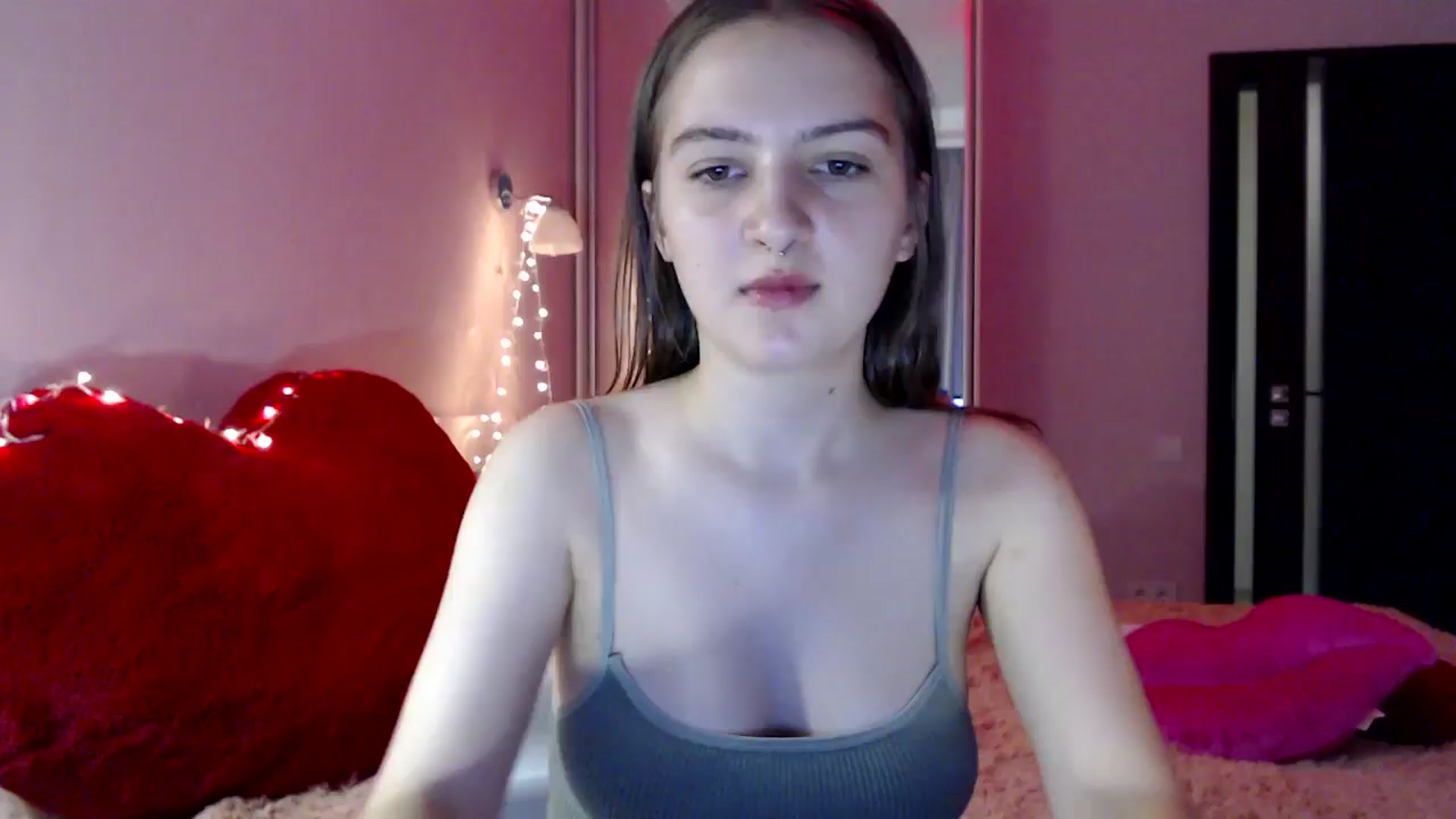 Gallery image thumbnail from LovelyBird's myfreecams stream on, 08/16/2024, 16:18 image 4 of 20