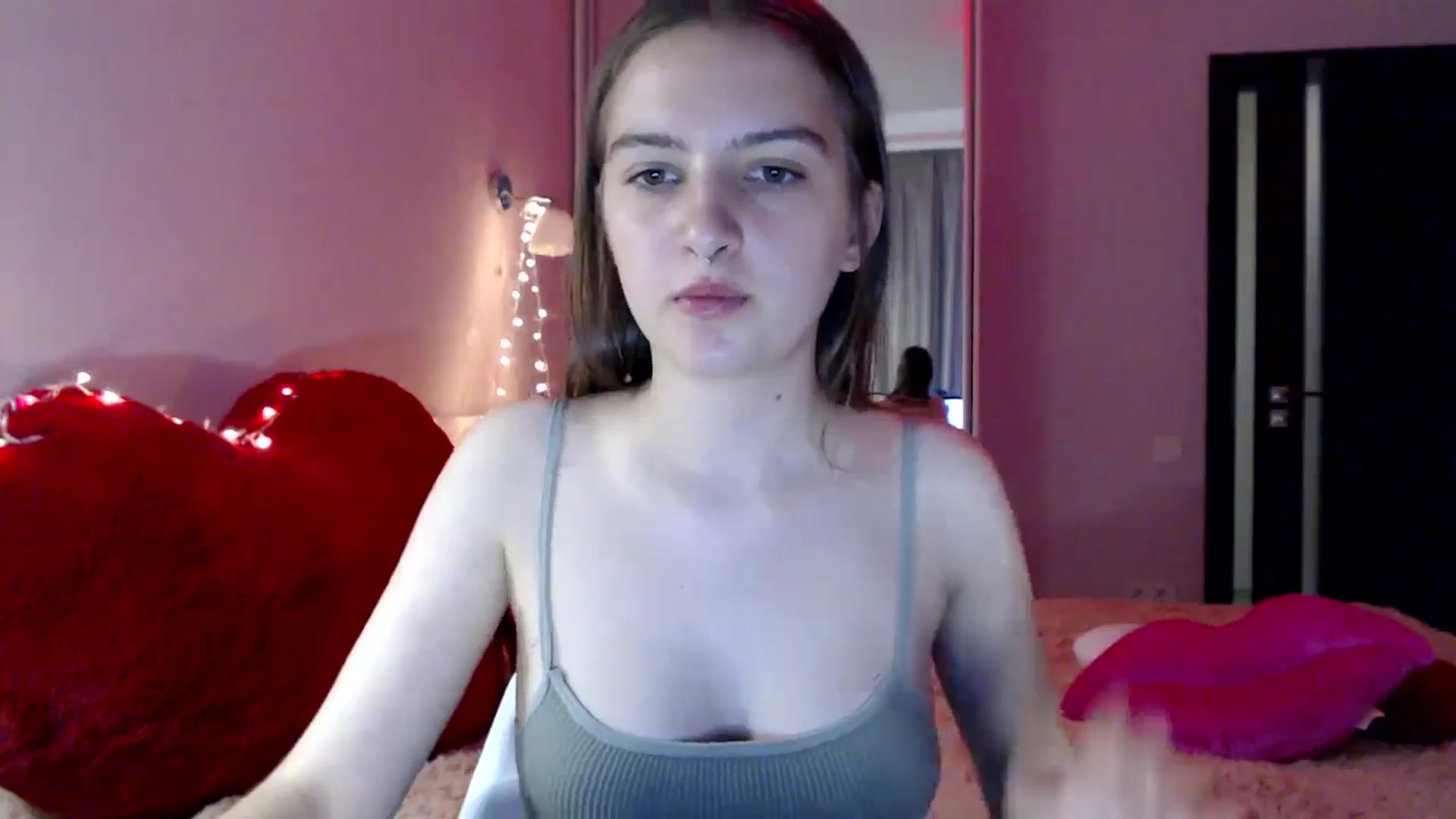 Gallery image thumbnail from LovelyBird's myfreecams stream on, 08/16/2024, 16:18 image 12 of 20