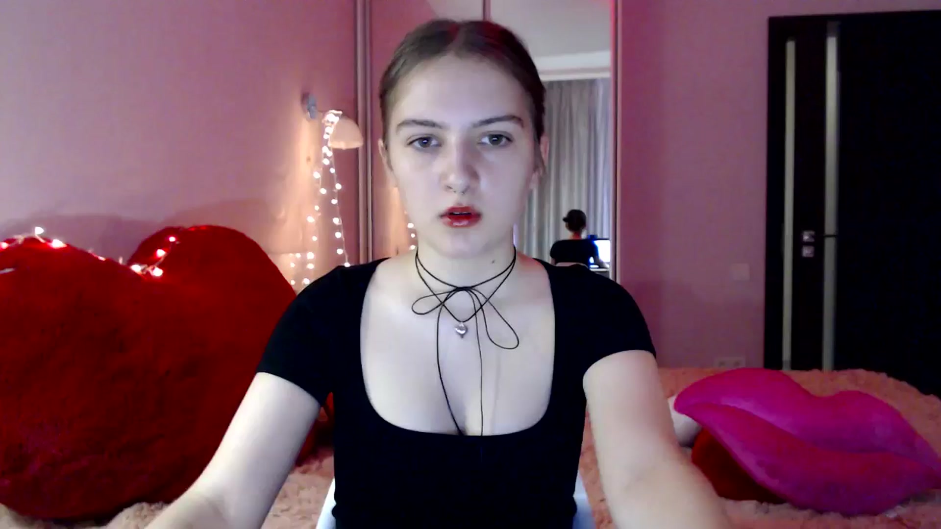 Gallery image thumbnail from LovelyBird's myfreecams stream on, 08/17/2024, 09:35 image 3 of 20