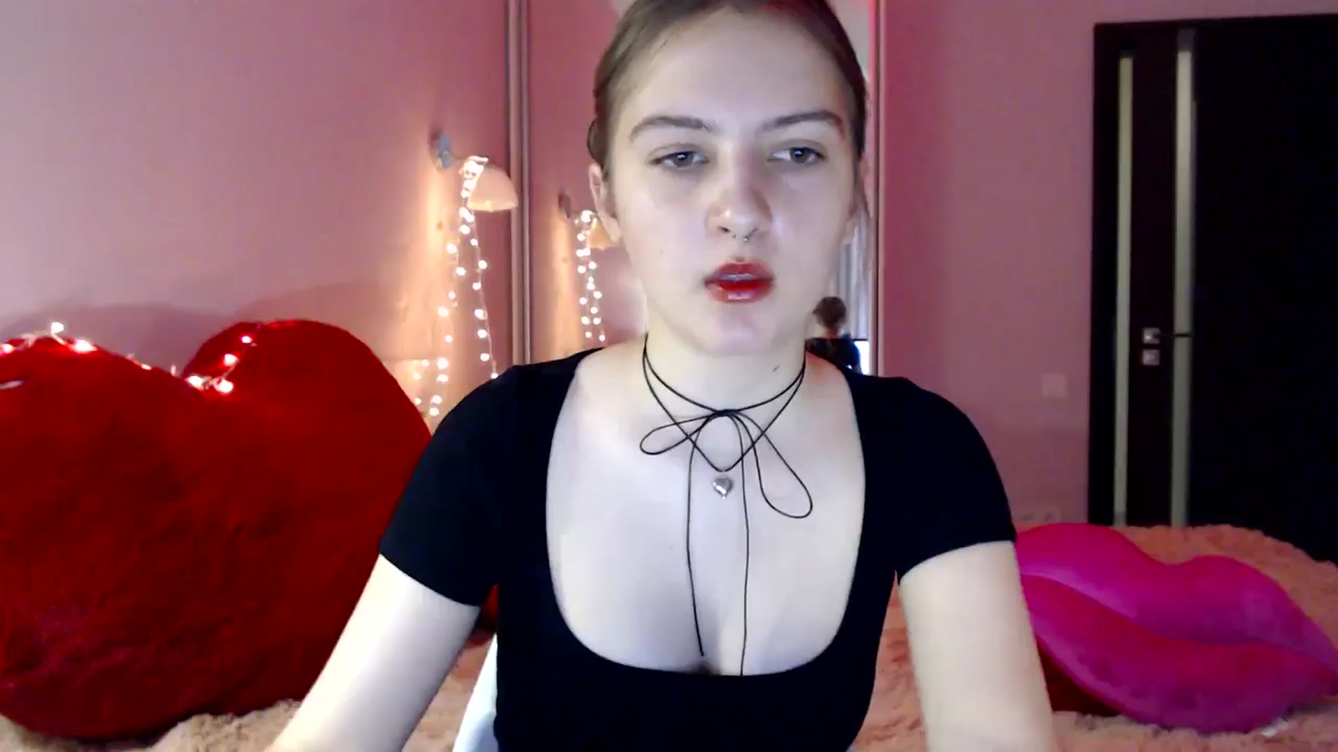 Gallery image thumbnail from LovelyBird's myfreecams stream on, 08/17/2024, 09:35 image 14 of 20