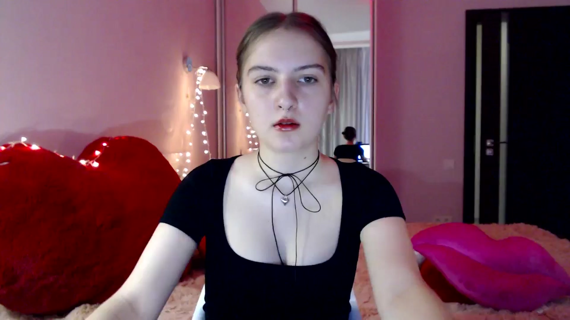 Gallery image thumbnail from LovelyBird's myfreecams stream on, 08/17/2024, 09:35 image 4 of 20