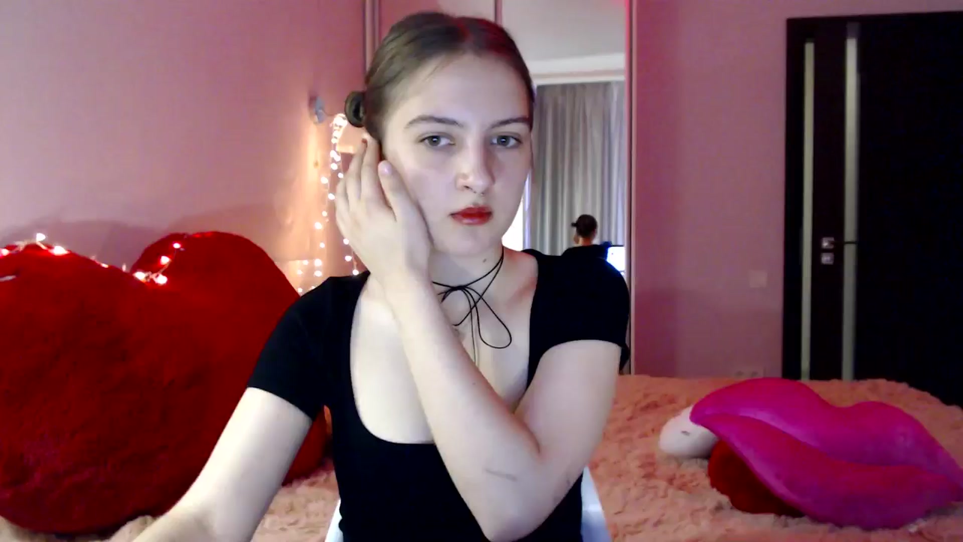 Gallery image thumbnail from LovelyBird's myfreecams stream on, 08/17/2024, 09:35 image 19 of 20