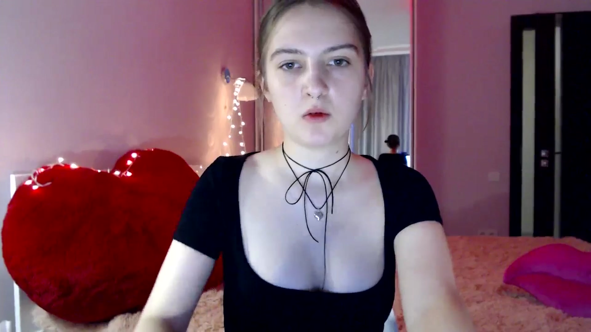 Gallery image thumbnail from LovelyBird's myfreecams stream on, 08/17/2024, 13:15 image 6 of 20